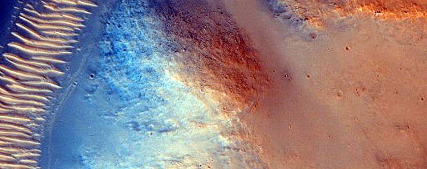 Curved Valley South of Gale Crater