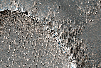Geformte Oberflächen an den Hängen von Arsia Mons 