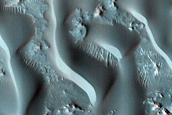 Dunes in Crater near Nilosyrtis Mensae
