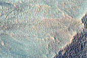 Scarp in Mid-Latitude Mantle