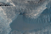 Light-Toned Deposits in Aurorae Chaos