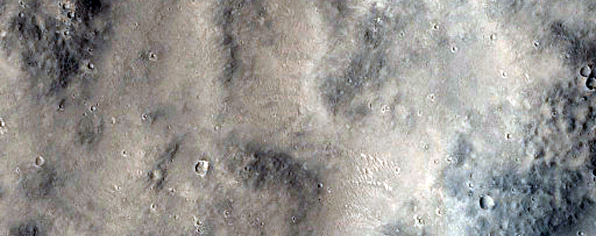 Regularly Oriented Ridges in Licus Vallis Watershed