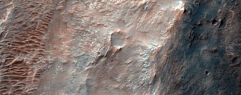 Central Peak Complex