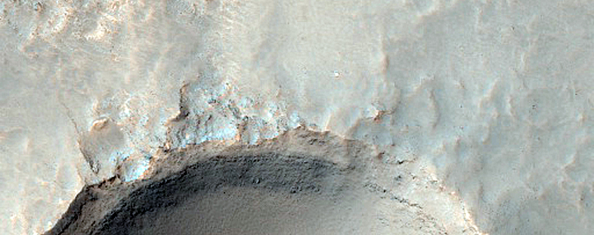 Craters into Olivine-Rich Unit in Solis Planum