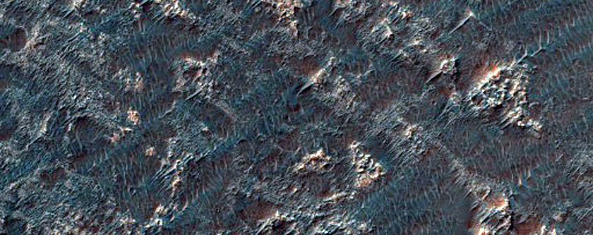 Streaks from Hale Crater
