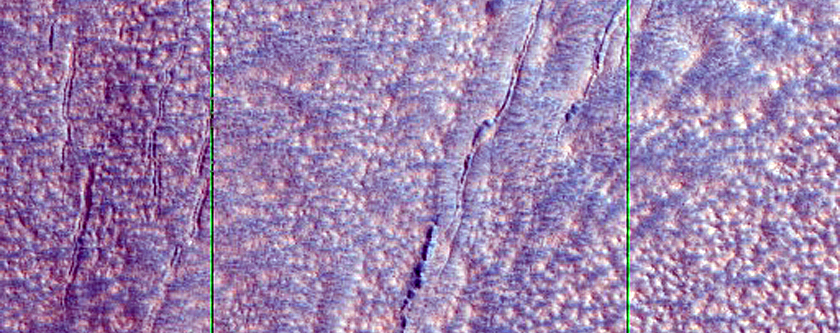 Layered Deposits in Impact Crater in Utopia Planitia