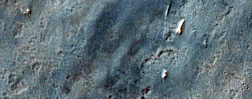 Flows at Ejecta Edge near Noord Crater