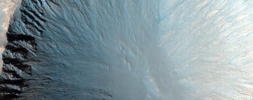 Well-Preserved Crater South of Acidalia Planitia