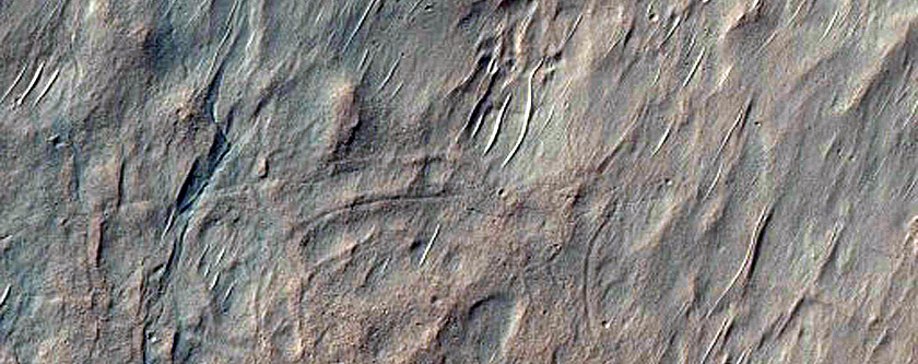 Central Structure of Impact Crater in Terra Cimmeria
