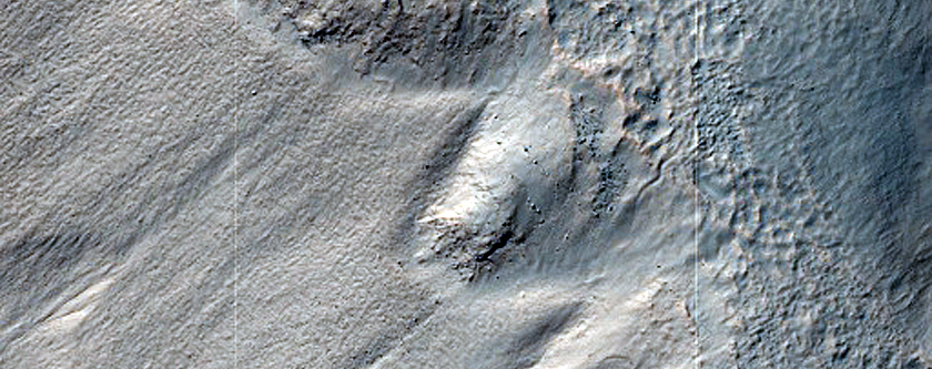 HiRISE | Gullies South of Harmakhis Vallis (ESP_077235_1390)