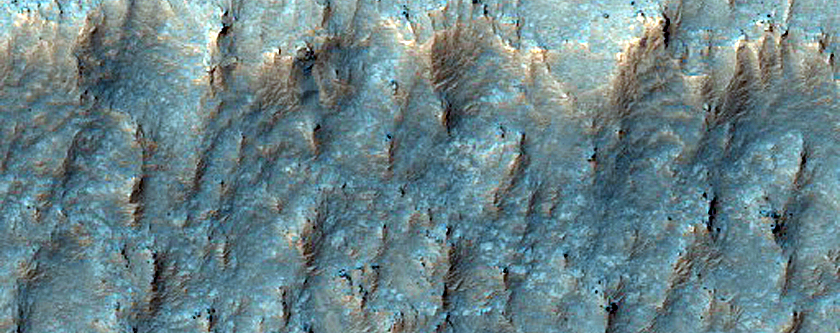 Trough in Crater Floor in Terra Sirenum