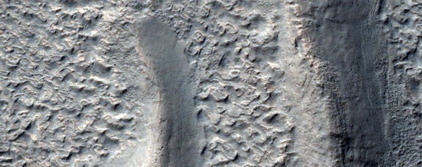 Flow Ridges in Crater near Kepler Crater