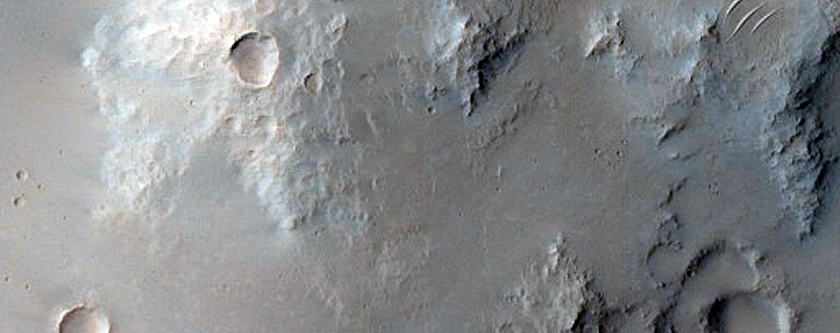Crater Overlapping Tinto Vallis
