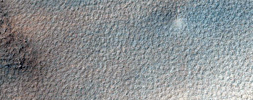 Dark Filamentary Streak Year-Round Monitor Site in Noachis Region