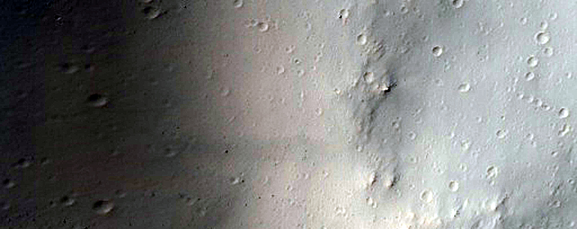 Fresh Crater Upstream Parana Valles