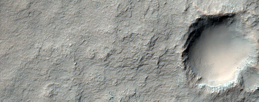 Central Structure and Rocky Floor of Large Crater North of Hellas Planitia