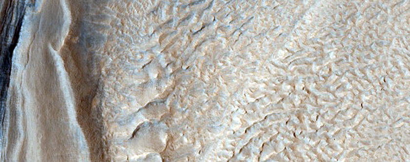 Layers in Crater in Deuteronilus Mensae