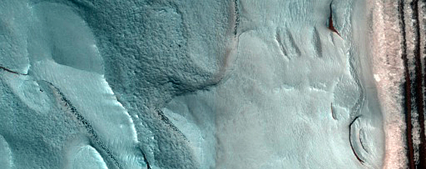 Active North Polar Layered Deposits Scarp Avalanche Monitoring