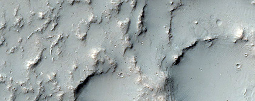 Cratered Terrain in Terra Sirenum