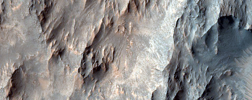Sedimentary Layers in Hebes Chasma