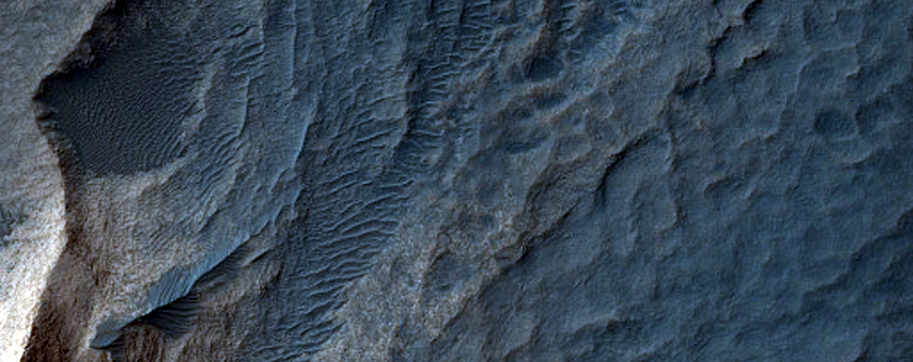 Light Outcrops in Iani Chaos