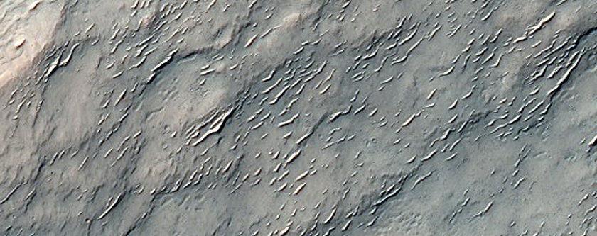 Mafic Minerals Exposed on Crater Northwest of Cross Crater