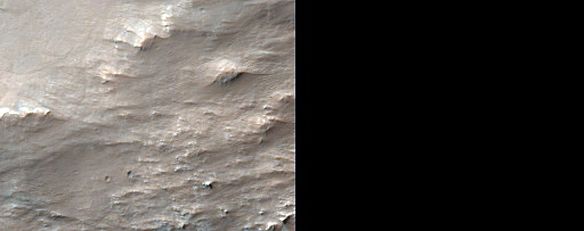 Clay-Rich Knob North of Hellas Planitia