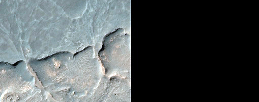 Small Alluvial Fans in Southeast Gale Crater