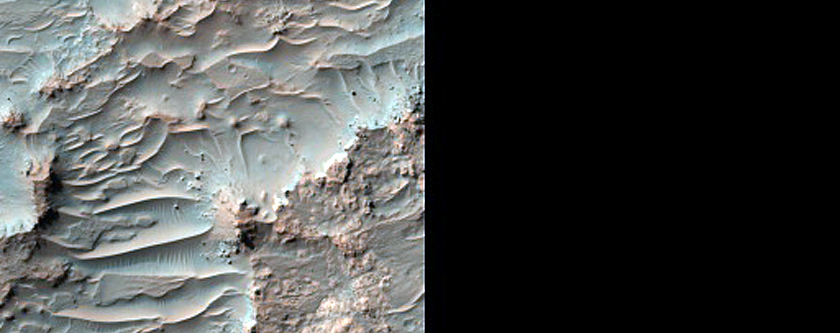 Tyrrhena Terra Rocky Crater Floor Materials