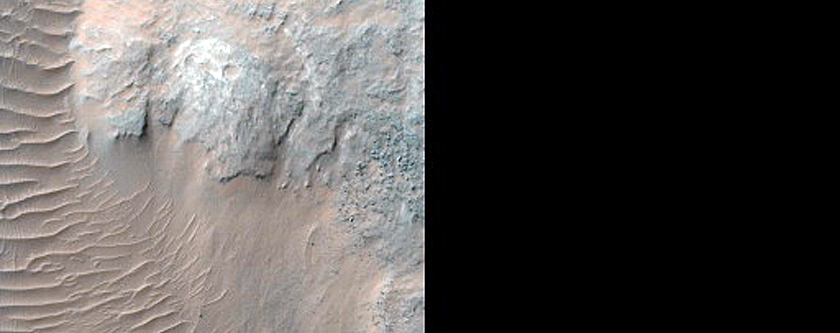 Light Toned Outcrop in Arsinoes Chaos