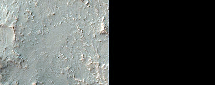 Ridge in Claritas Fossae