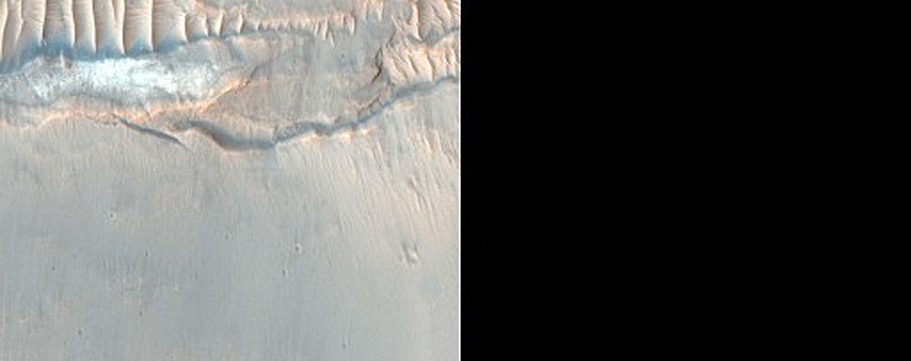 Layers in Pit in Kasei Valles