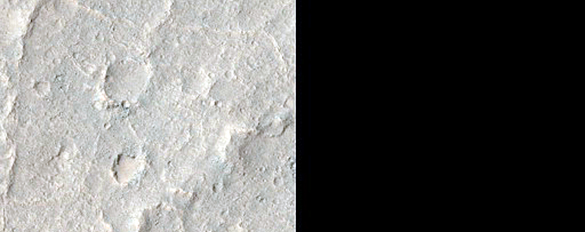 Curvilinear Ridges on Floor of Shalbatana Vallis