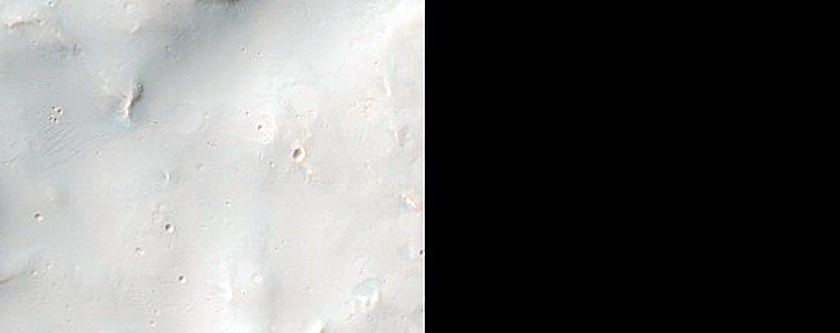 Prao Crater Ejecta in Huygens Crater