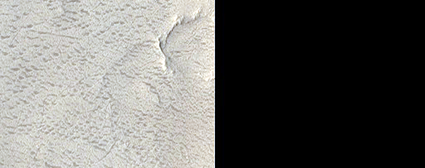 Layers along Edge of Crater in North Arabia Terra