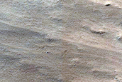 Slope Streak in East Noctis Labyrinthus