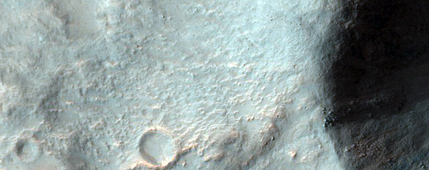Possible Clay Signatures along Wall of Briault Crater