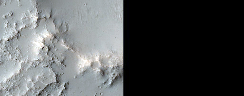 Ridges in Crater in Terra Sabaea