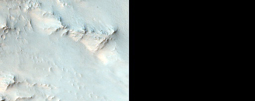 Eastern Rim Bedrock and Deposits in Hale Crater