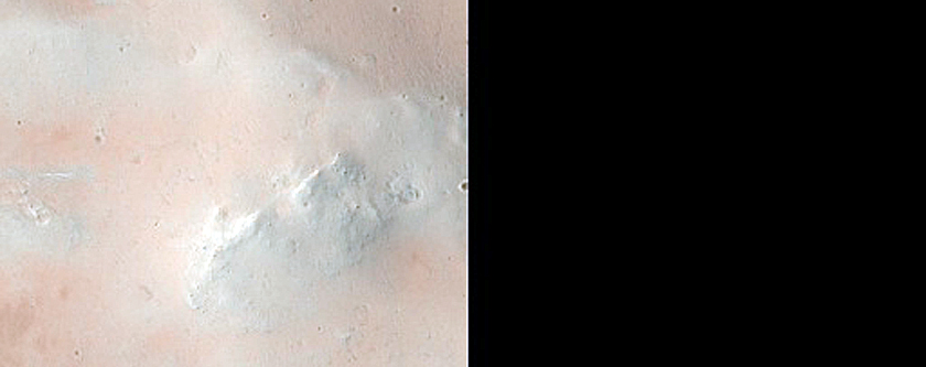 Olivine-Rich Crater Floor in Tyrrhena Terra