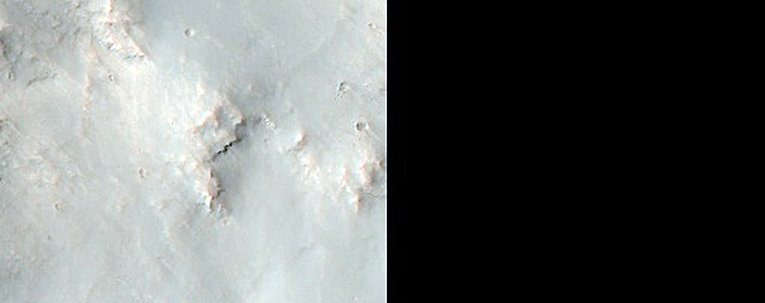 Shared Crater Rim in Solis Planum