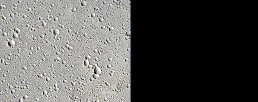Joint CaSSIS-HiRISE Monitoring of New Icy Impact Crater