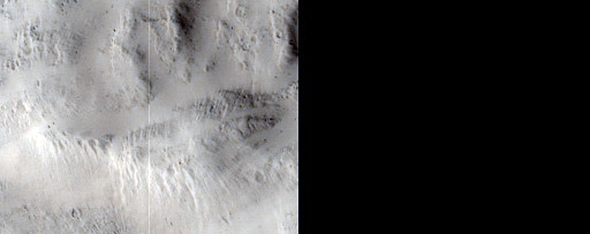 Landslide in Crater in Arabia Terra