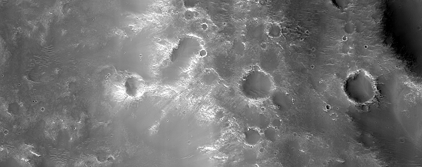 Landforms in Tyrrhena Terra