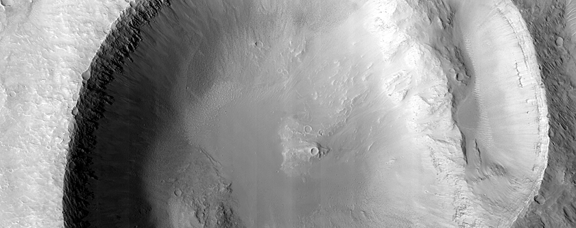 Well-Preserved 4-Kilometer Impact Crater