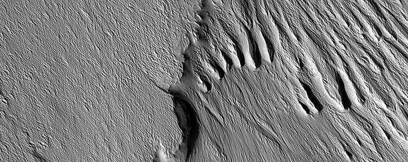Resistant Layer in Medusae Fossae Formation