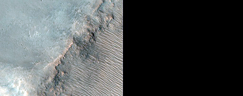 Ridges in Crater Floor