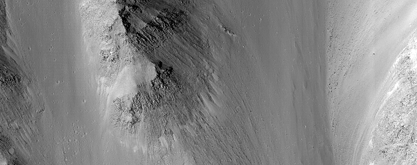 Ancient Crust Outcrops at Nectaris Montes