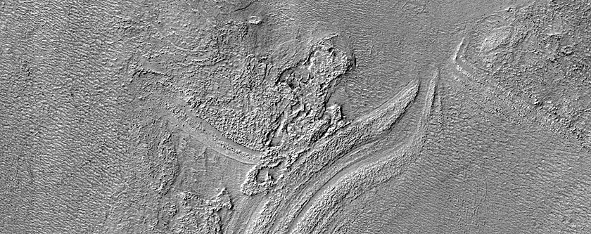 Surface Features in Hellas Planitia
