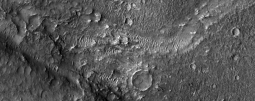 Possible Clay-Rich Terrain in Terra Sirenum